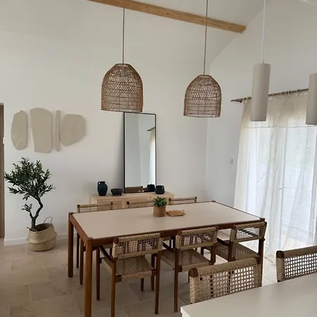 Jolie Avec Bain Balneotherapie * Colombiers (Vienne)