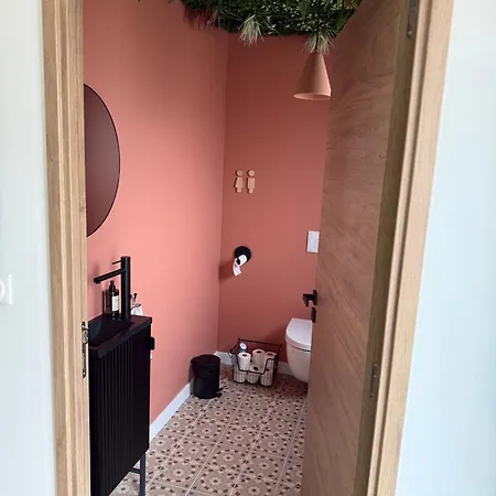 Jolie Avec Bain Balneotherapie Villa Colombiers (Vienne)