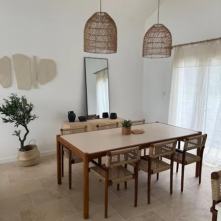 Jolie Avec Bain Balneotherapie