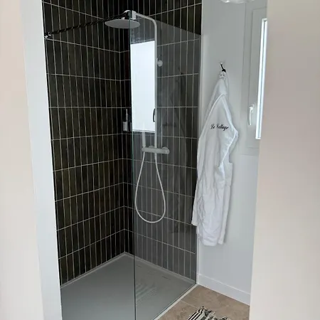 Jolie Avec Bain Balneotherapie *