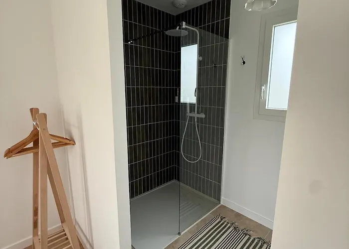 Jolie Avec Bain Balneotherapie 빌라