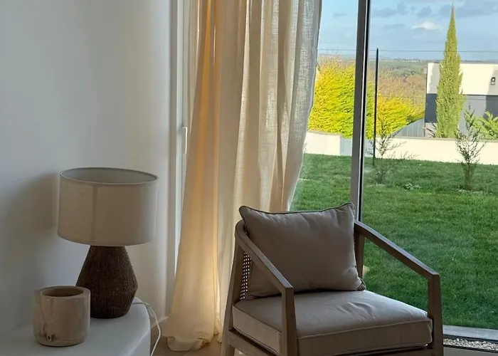 Jolie Avec Bain Balneotherapie * Colombiers (Vienne)