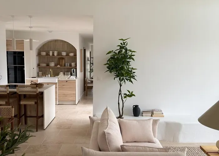 Jolie Avec Bain Balneotherapie Colombiers (Vienne)