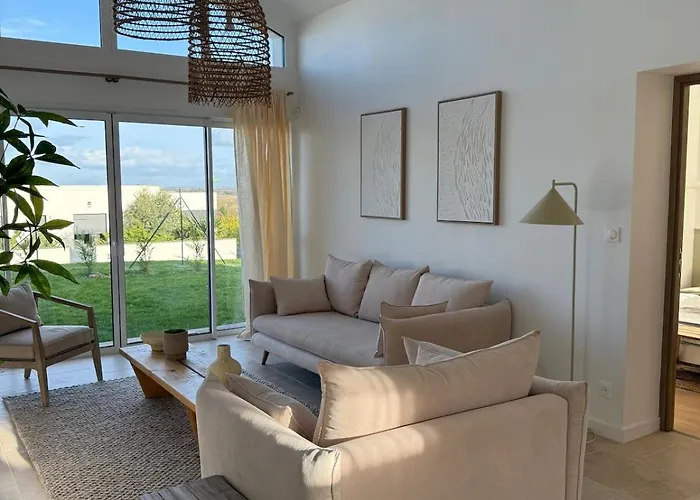 Jolie Avec Bain Balneotherapie 빌라 *